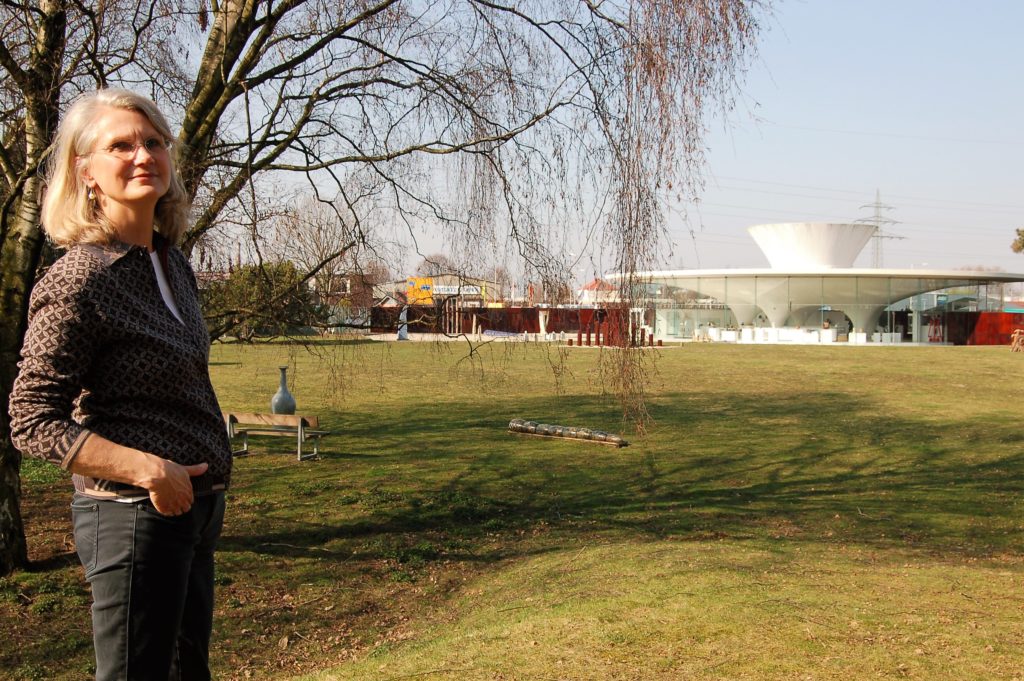 Vorstand und Museumsleiterin Gudrun Schmidt-Esters