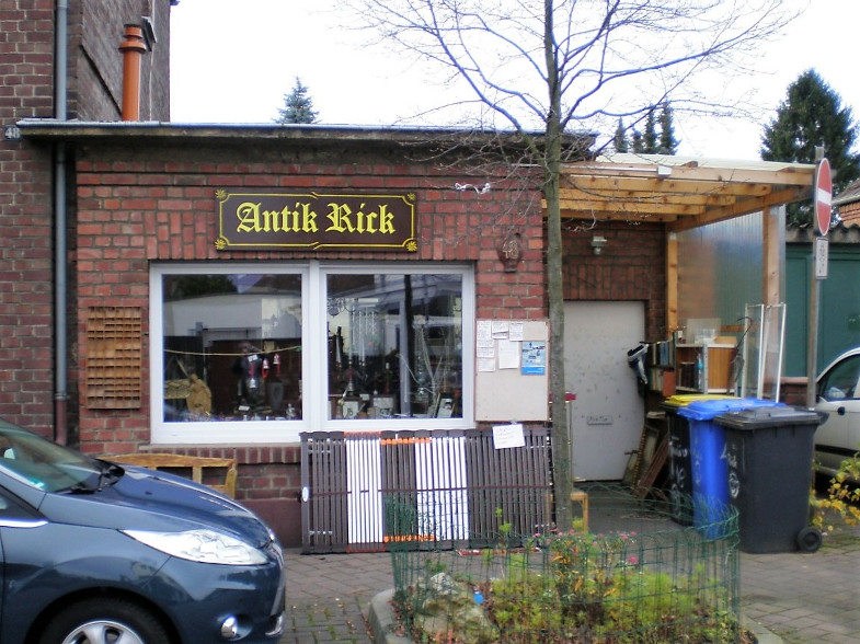 Antik Rick, Mauritiusstraße 48, früher "An der Pump"