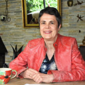 Miriam Erbacher, Fraktionsvorsitzende der Grünen im Frechener Stadtrat, im Interview bei Frechenschau.de-Redakteurin Susanne Neumann.