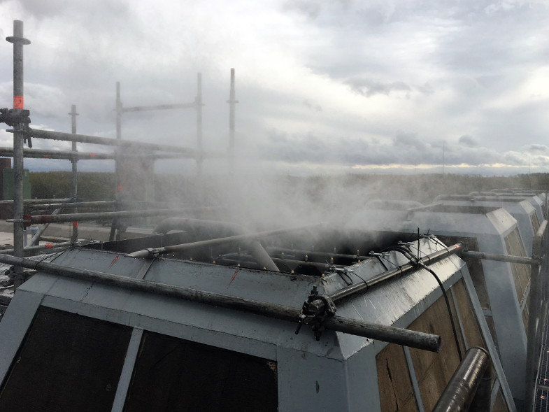 Schlot-Zusatzbedüsung auf dem Dach eines Fabrikgebäudes der Brikettfabrik Wachtberg, Foto: RWE Power