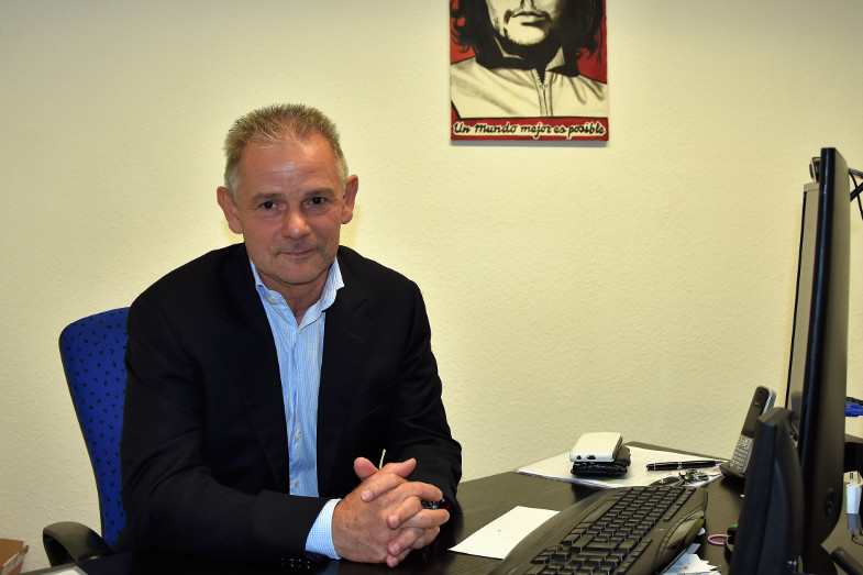 Franz Pesch (AfD) am 31.8.17 in seinem Büro in Frechen